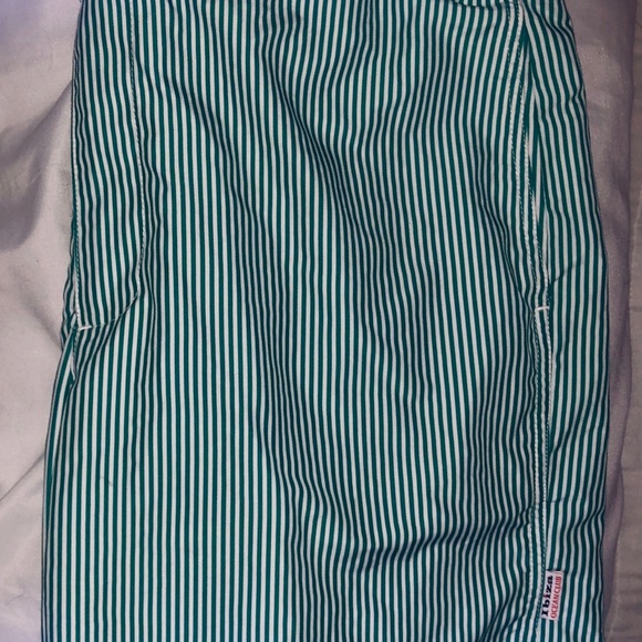 MENS SOUTHBEACH SWIM TRUNKS W/ ADJUSTABLE WAIST - Picture 5 of 6